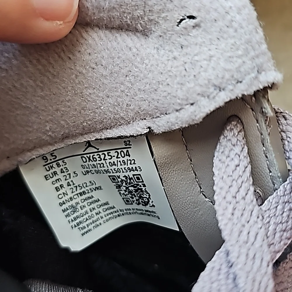 Paris Saint-Germain x Air Jordan 5 Retro Low ‘Paname’ - Picture 8 of 8